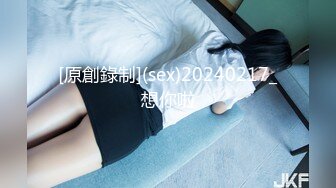 肉丝高跟骚美女翘PP