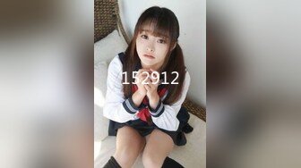 丽江客栈老板娘，抖音风格，性感火辣小妮子，28岁的沐浴时光~~美！