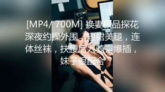 70后美妈妈 ·不惧时光优雅到老~ 红娘子喂儿子吃奶，舔逼让老母亲，爽到二次春天！